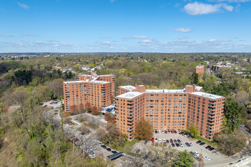 633 W Rittenhouse St, Philadelphia, PA for lease - Building Photo - Image 3 of 7