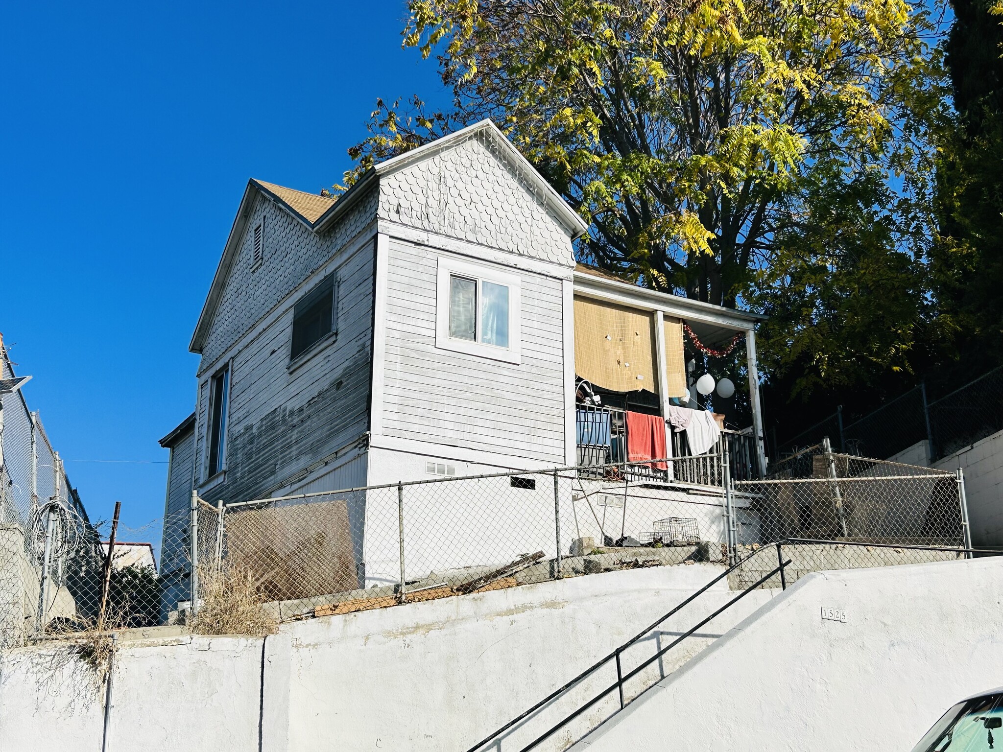 1523 Cortez St, Los Angeles, CA for sale Primary Photo- Image 1 of 3