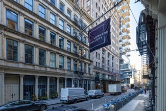 Plus de détails pour 74 Leonard St, New York, NY - Bureau/Commerce de détail à louer