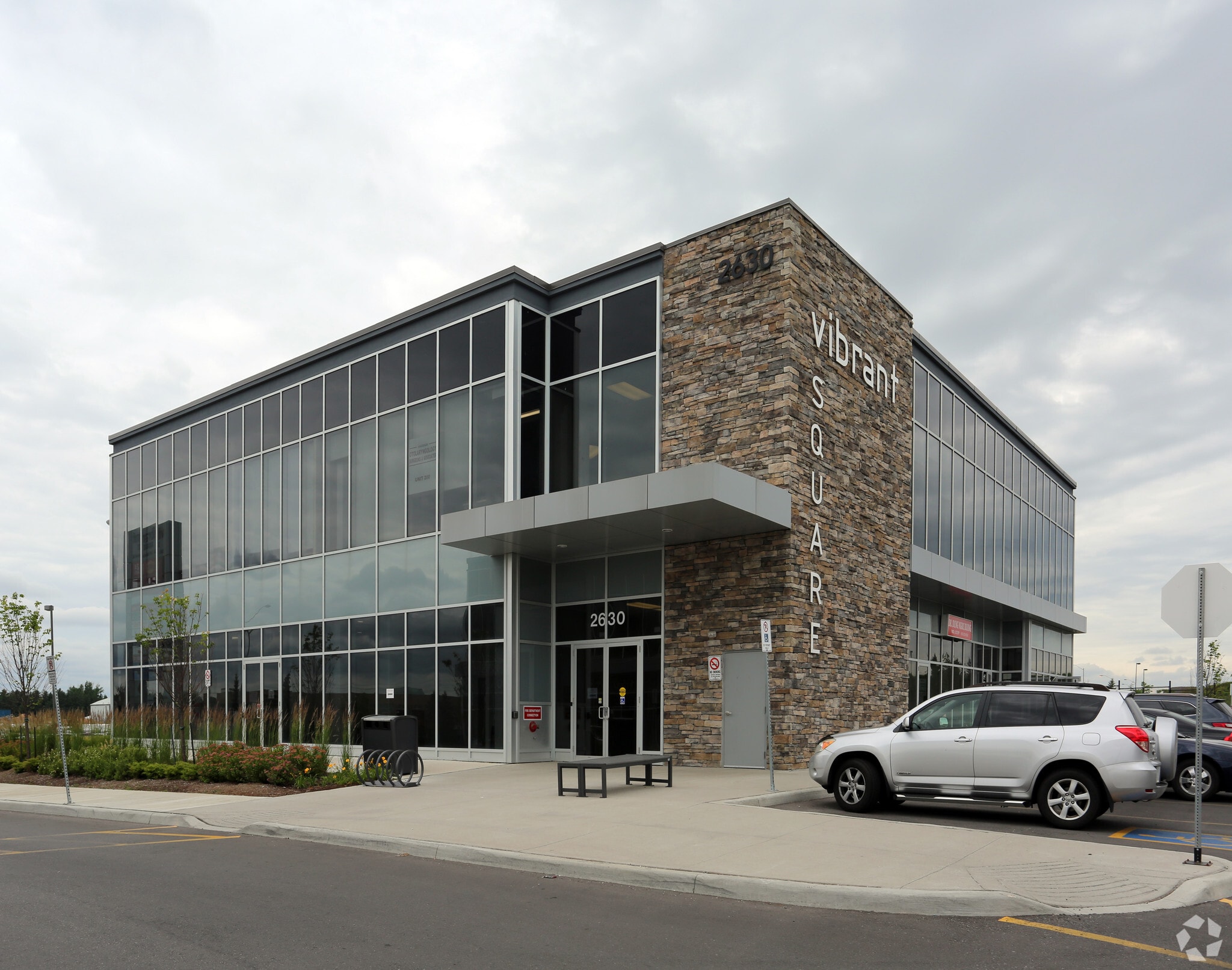 2630 Rutherford Rd, Vaughan, ON for sale Primary Photo- Image 1 of 8