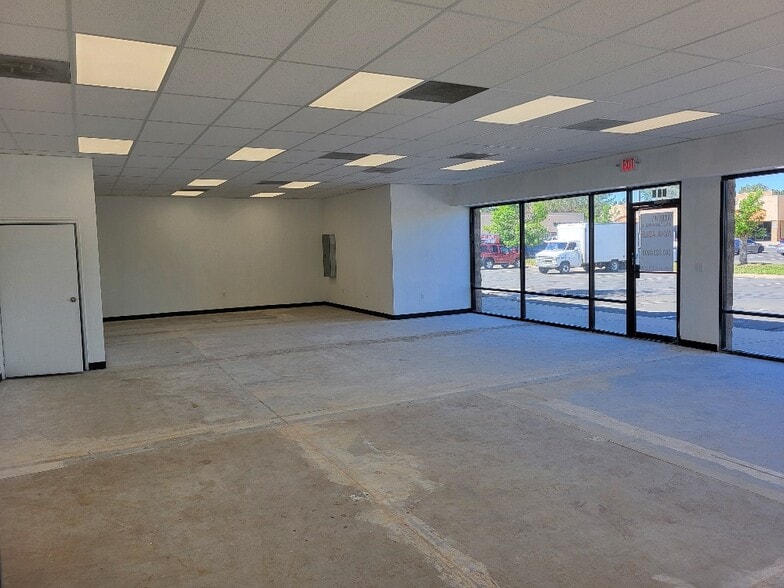 409-509 Sable Blvd, Aurora, CO for lease - Interior Photo - Image 3 of 6