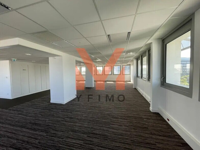 Bureau dans Vélizy-Villacoublay à louer - Photo intérieure - Image 3 de 11