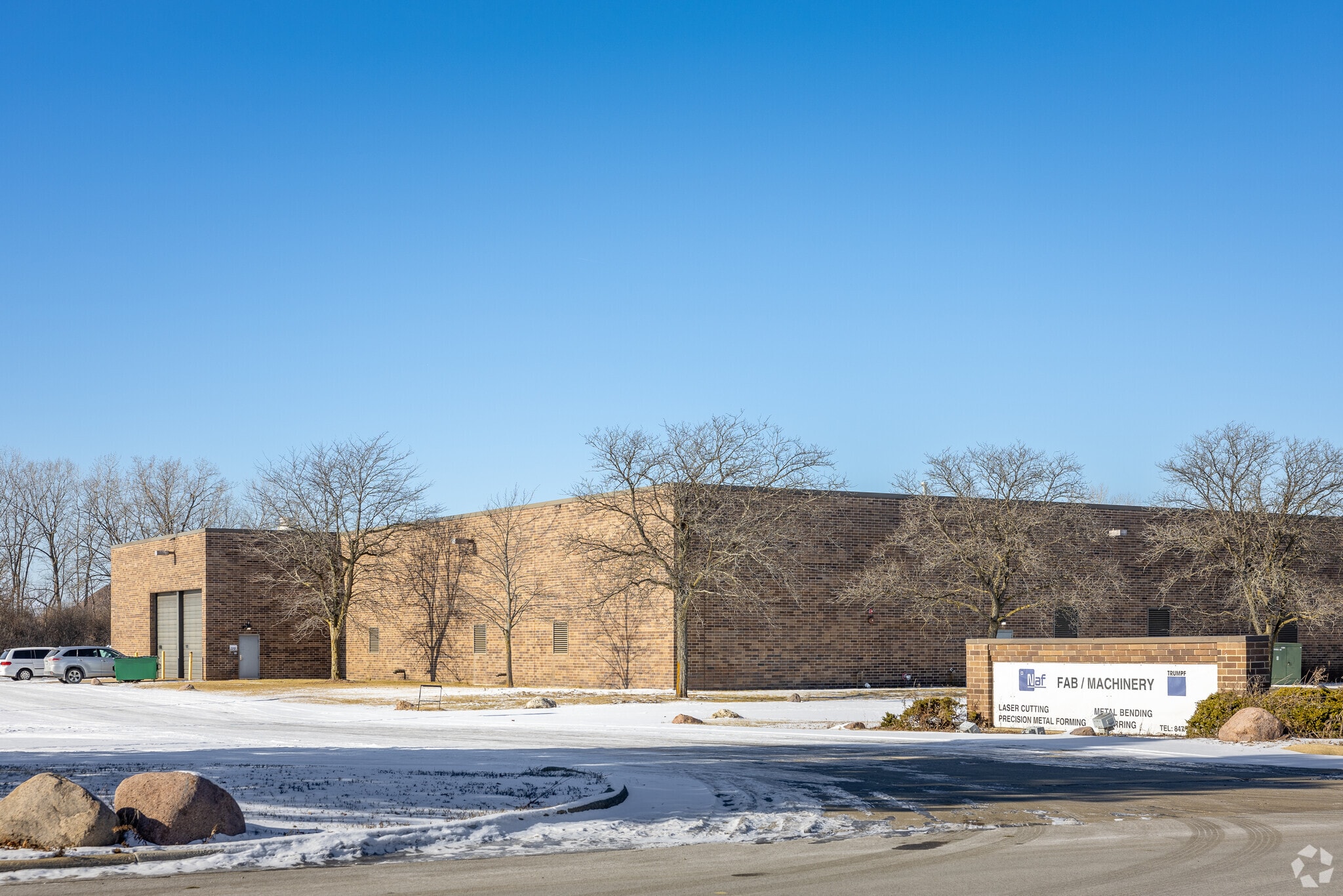 900 S Chaddick Dr, Wheeling, IL for lease Primary Photo- Image 1 of 7
