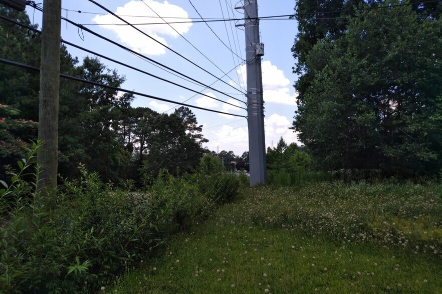 2520 Baker Rd NW, Acworth, GA for sale - Building Photo - Image 2 of 5