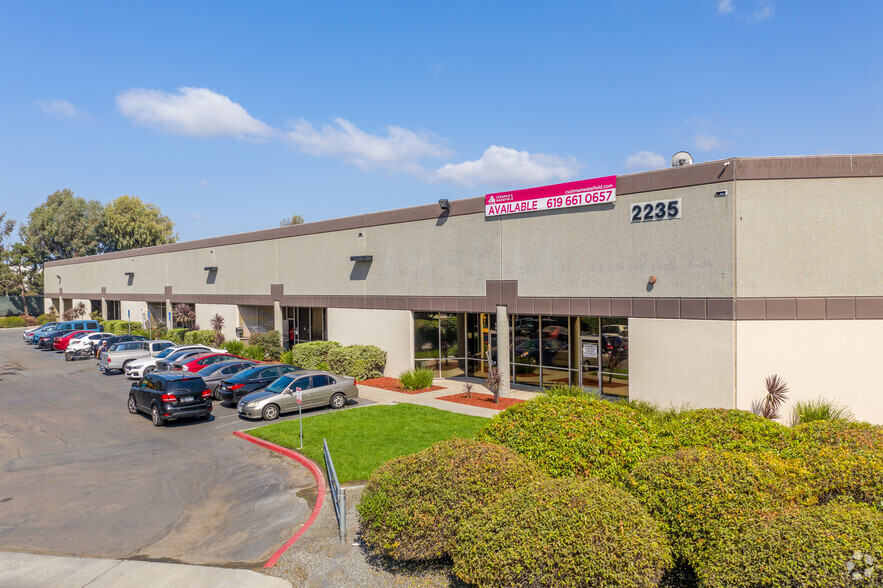 2235 Avenida Costa Este, San Diego, CA for lease - Primary Photo - Image 1 of 4