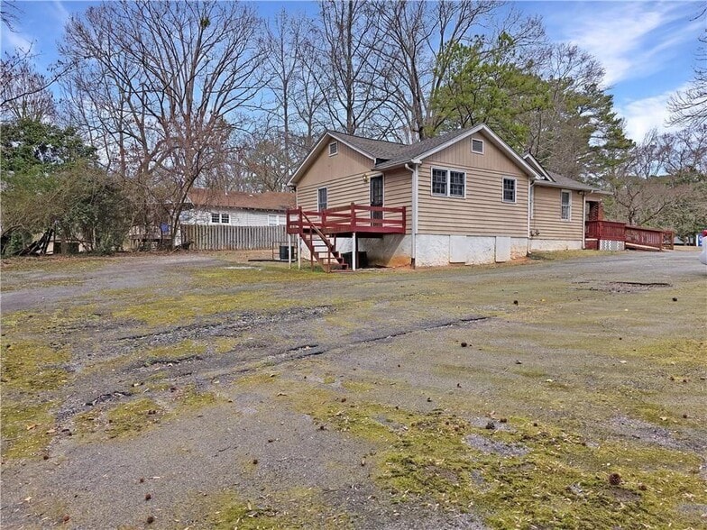 2195 Fairburn Rd SW, Atlanta, GA à louer - Photo du bâtiment - Image 2 de 2