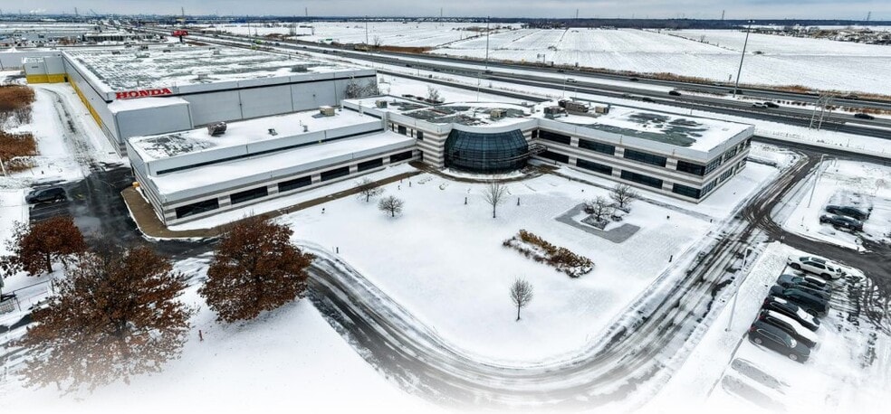 1750 Rue Eiffel, Boucherville, QC à louer - Photo du bâtiment - Image 3 de 16