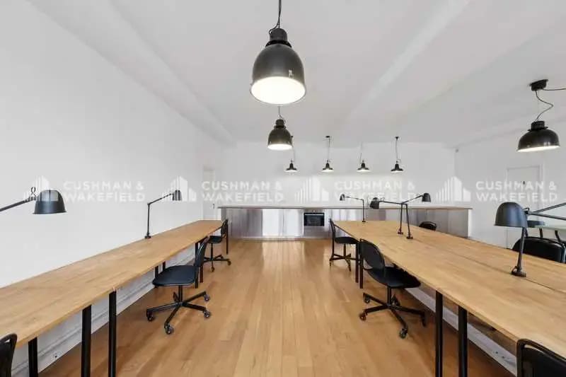 59 Rue De L'Ourcq, Paris for lease Interior Photo- Image 1 of 9