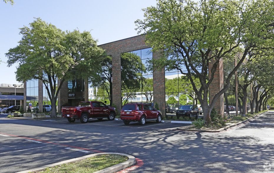 17120 N Dallas Pky, Dallas, TX for lease - Primary Photo - Image 1 of 33