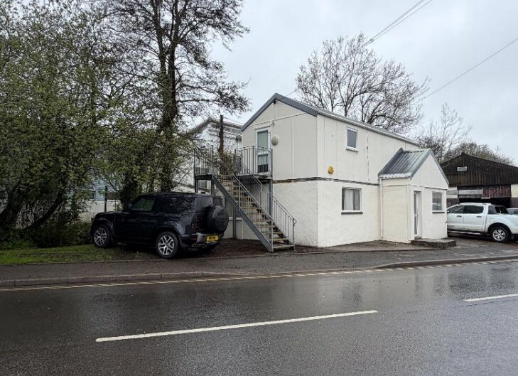 Babbage Rd, Totnes à vendre - Photo du bâtiment - Image 2 de 2