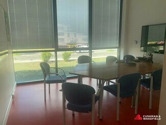 Plus de détails pour Bureau à louer