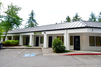 3707 Providence Point Dr SE, Issaquah, WA for lease Building Photo- Image 2 of 3