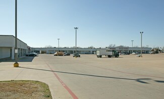 Plus de détails pour 1301 W Henderson St, Cleburne, TX - Commerce de détail à louer