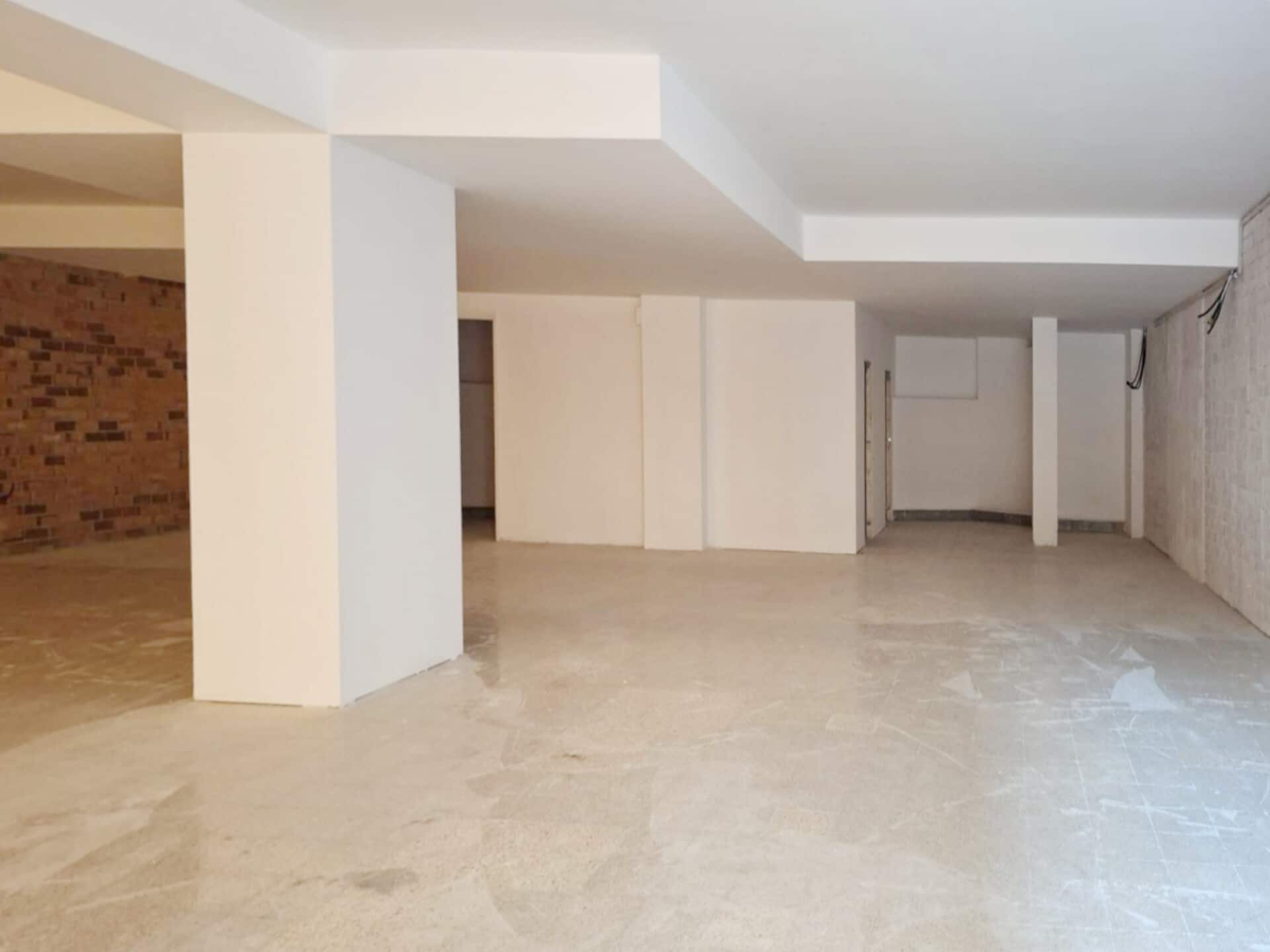 Retail in Mataró, Barcelona for lease Interior Photo- Image 1 of 5