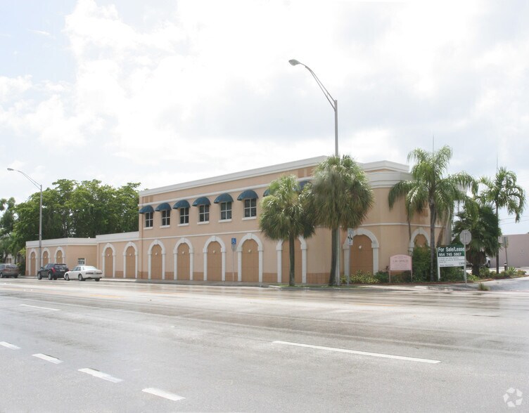 2312 Wilton Dr, Fort Lauderdale, FL à louer - Photo du bâtiment - Image 2 de 14