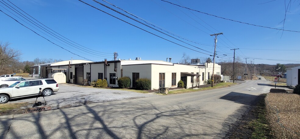 131 Kline Ave, Callery, PA for lease - Building Photo - Image 1 of 12