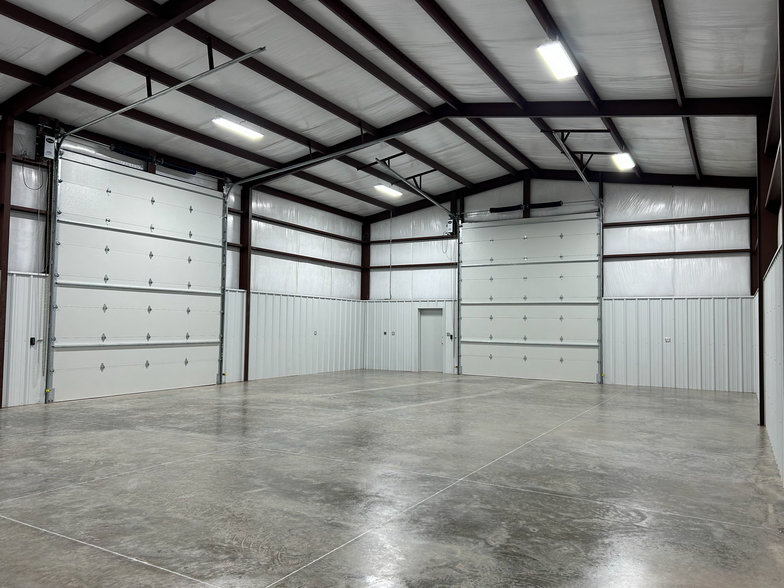 5202 E East County Rd, Midland, TX for lease - Building Photo - Image 3 of 23