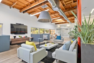 2036-2048 Armacost Ave, Los Angeles, CA for lease Building Photo- Image 2 of 6