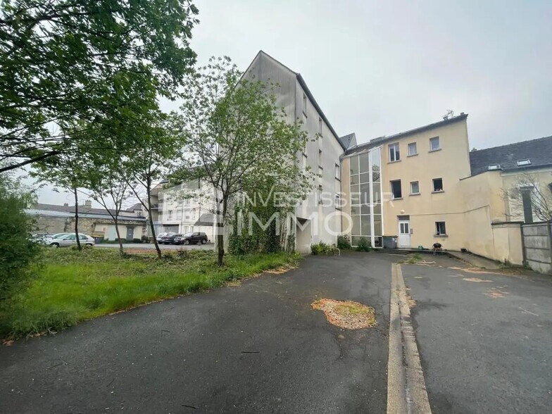 Commerce de détail dans Nemours à vendre - Photo du bâtiment - Image 2 de 4