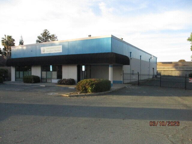 2685 E Leland Rd, Pittsburg, CA à louer - Photo du bâtiment - Image 3 de 19