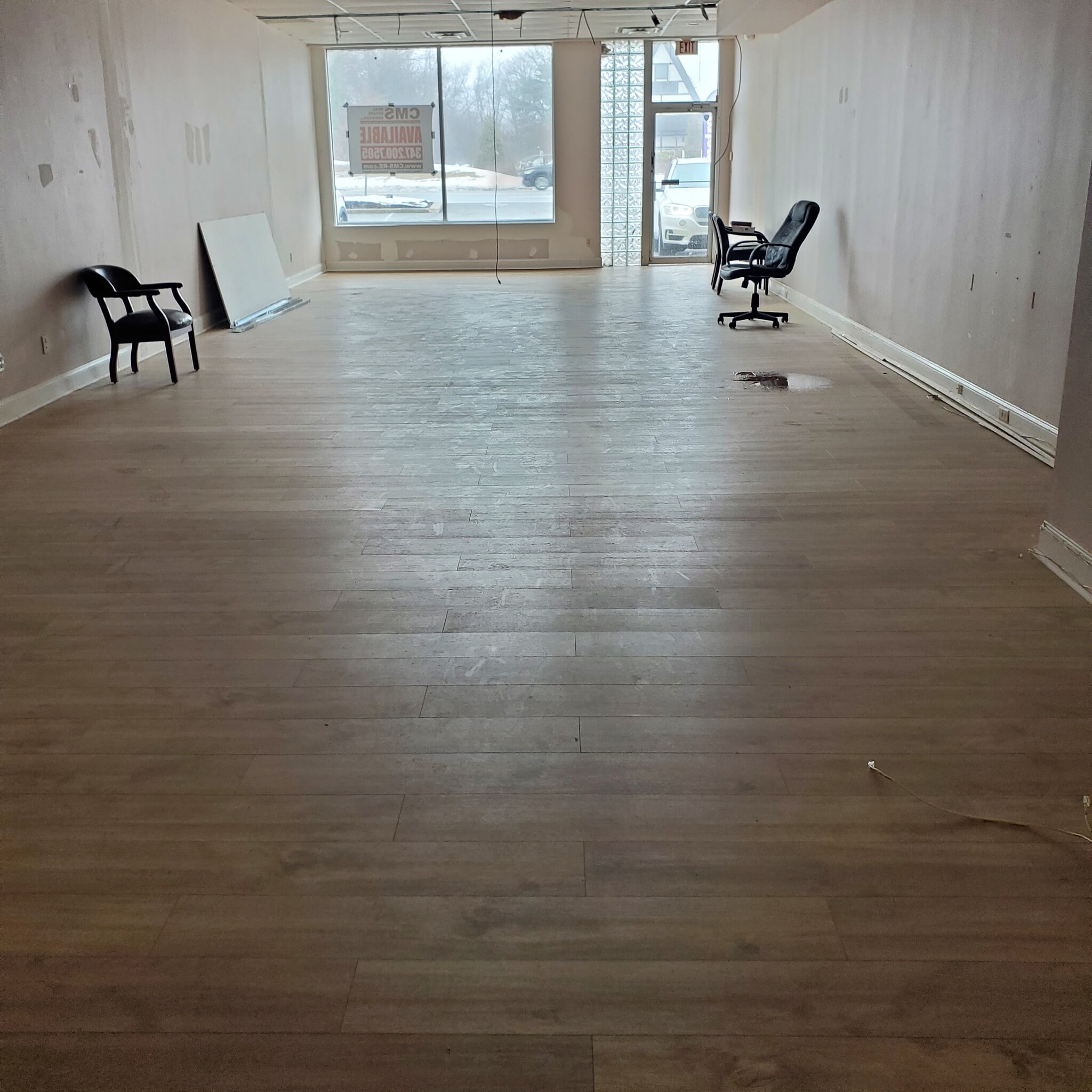 658 Motor Pky, Brentwood, NY à louer Photo intérieure- Image 1 de 1