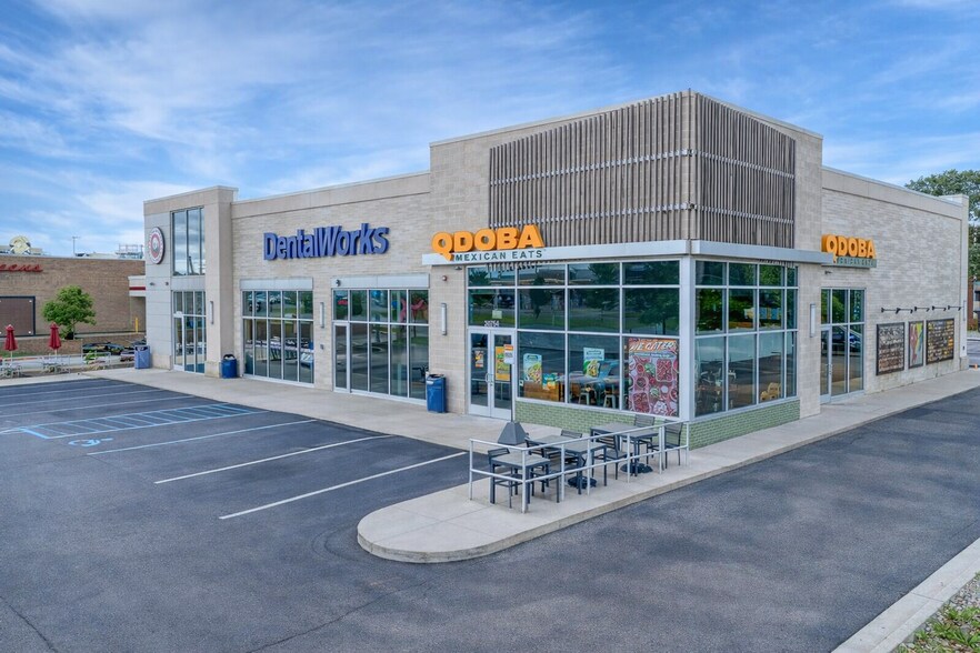 30754-30766 Woodward Ave, Royal Oak, MI à louer - Photo du bâtiment - Image 2 de 5