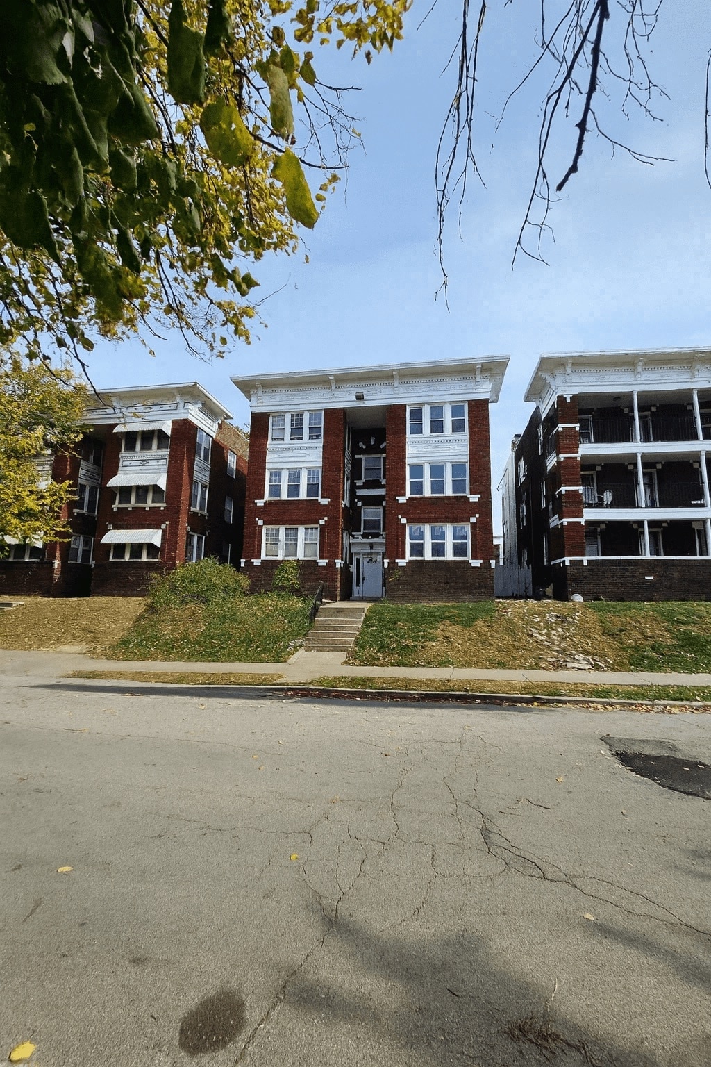 4121-4123 Walnut St, Kansas City, MO for sale Primary Photo- Image 1 of 12