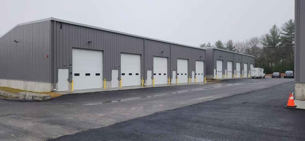 41 Nooseneck Hill Rd, West Greenwich, RI for lease - Building Photo - Image 1 of 15