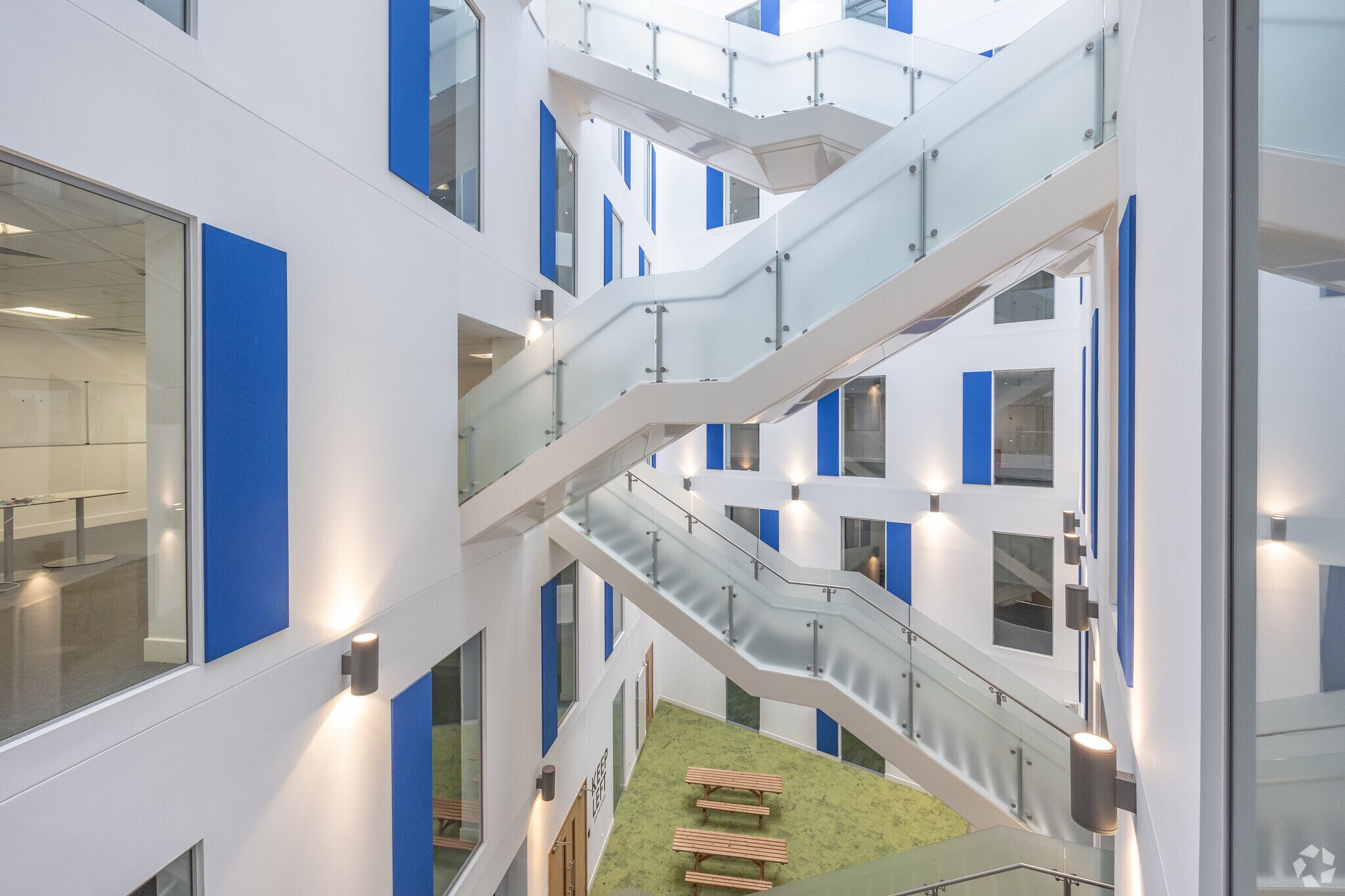 Queensway, Newport à louer Photo intérieure- Image 1 de 3