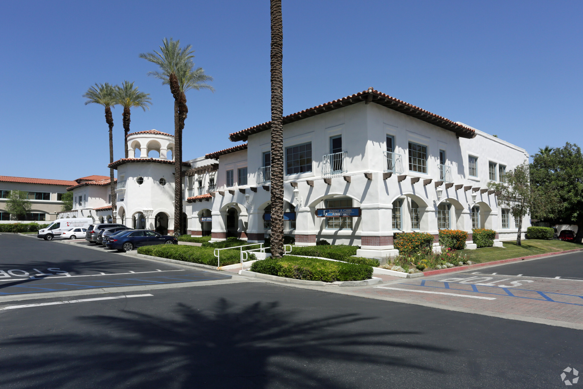 74900 Highway 111, Indian Wells, CA for sale Primary Photo- Image 1 of 1