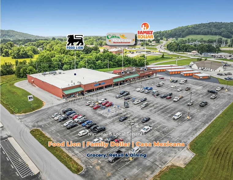 400 Market Square Plz, Livingston, TN for sale - Building Photo - Image 2 of 5