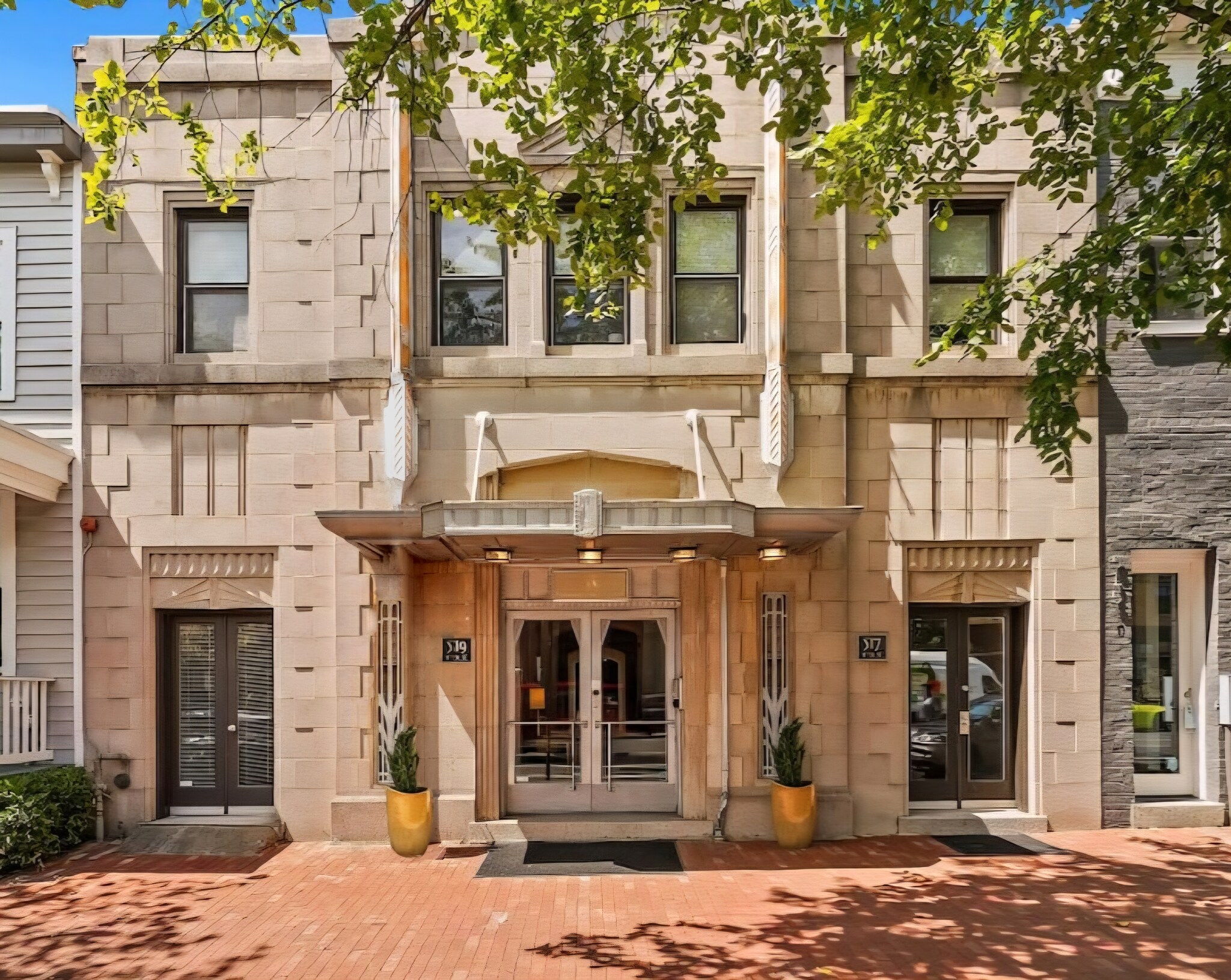 517-519 11th St SE, Washington, DC à vendre Photo du bâtiment- Image 1 de 11