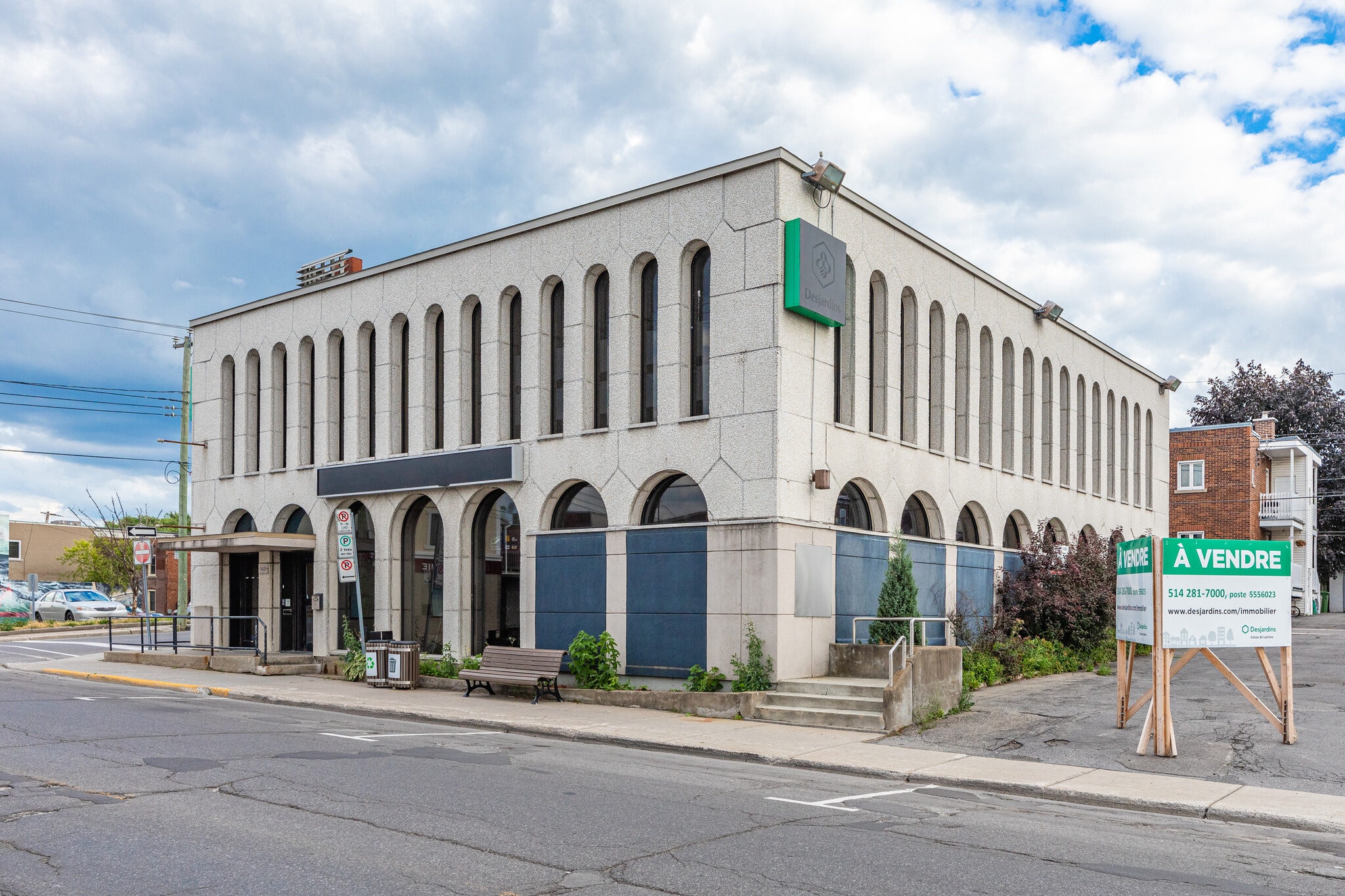 1625 Rue Notre-Dame O, Montréal, QC à vendre Photo principale- Image 1 de 1