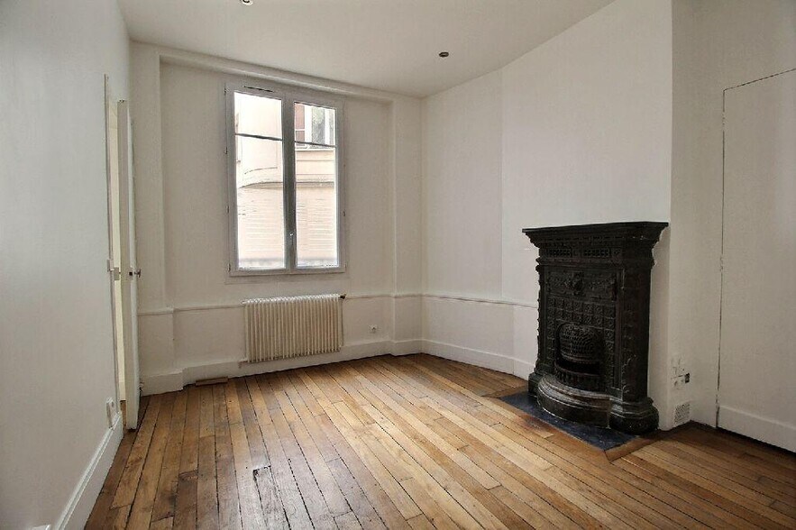 Office in Paris for lease - Interior Photo - Image 3 of 5