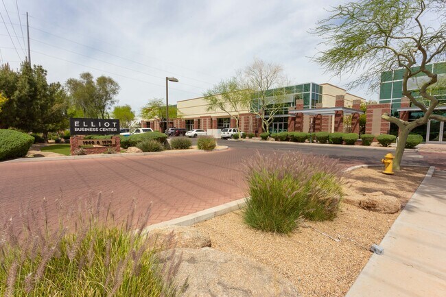 Plus de détails pour 1940 W Elliot Rd, Gilbert, AZ - Local d'activités à louer