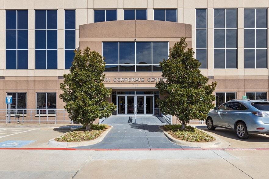 6225 N State Highway 161, Irving, TX for lease - Building Photo - Image 2 of 8
