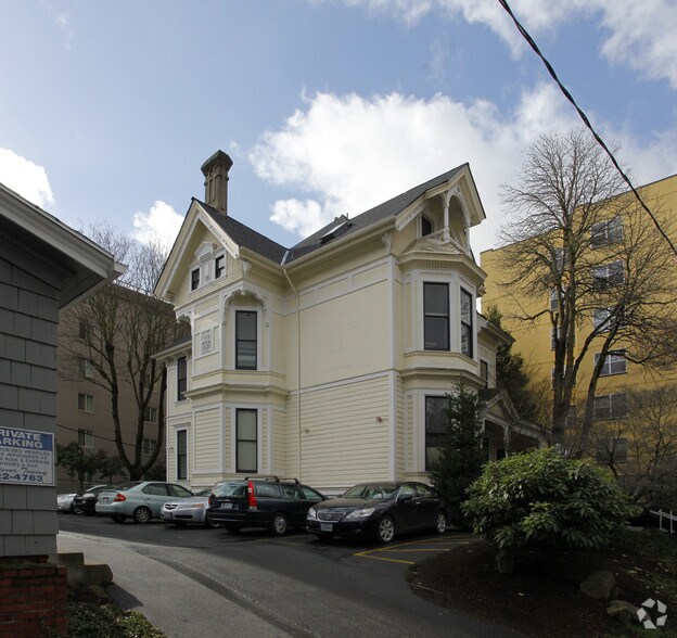 1962 NW Kearney St, Portland, OR à louer - Photo du bâtiment - Image 3 de 4