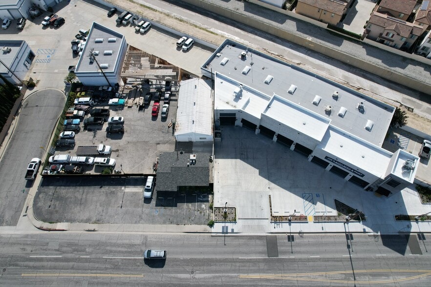 9350 Lower Azusa Rd, Temple City, CA à vendre - Photo du bâtiment - Image 2 de 14