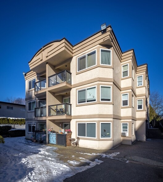 33509 Marshall Rd, Abbotsford, BC for sale - Building Photo - Image 2 of 7