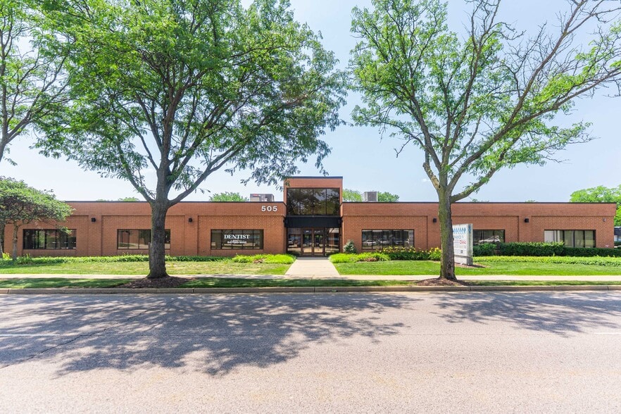 505 E Golf Rd, Arlington Heights, IL for lease - Building Photo - Image 2 of 5