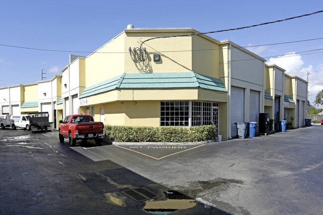 Plus de détails pour 3200 S Andrews Ave, Fort Lauderdale, FL - Industriel à louer