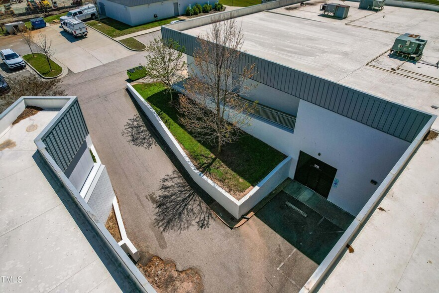 5706 Chapel Hill Rd, Raleigh, NC à louer - Aérien - Image 2 de 25