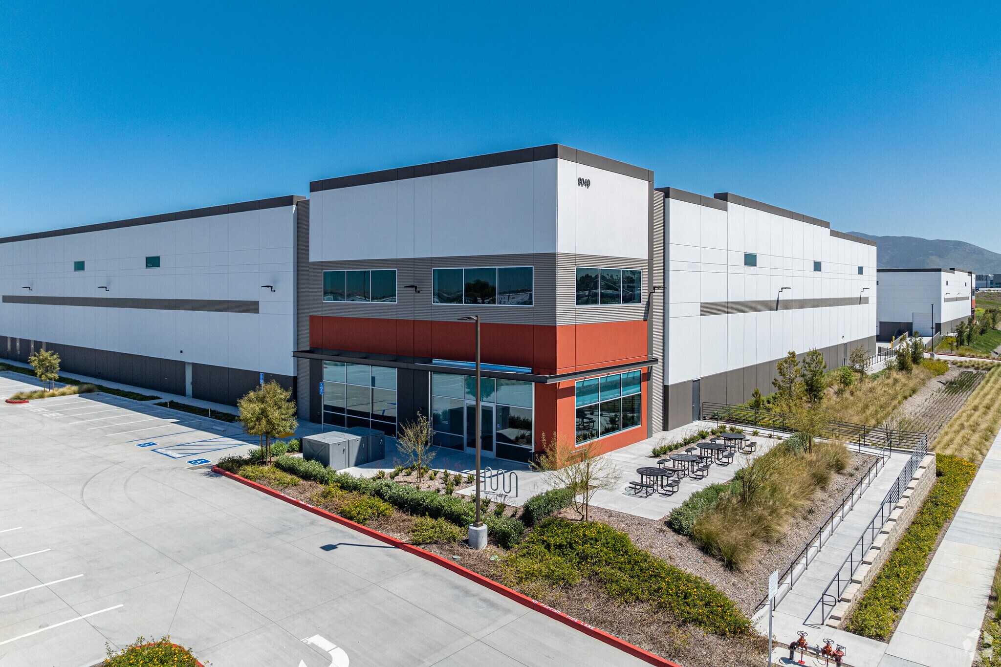 9040 Airway Rd, San Diego, CA à louer Photo du bâtiment- Image 1 de 6