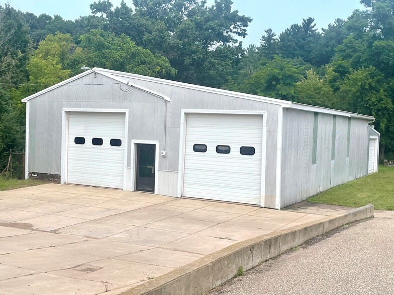 505 1st Ave W, Menomonie, WI for sale - Primary Photo - Image 1 of 1