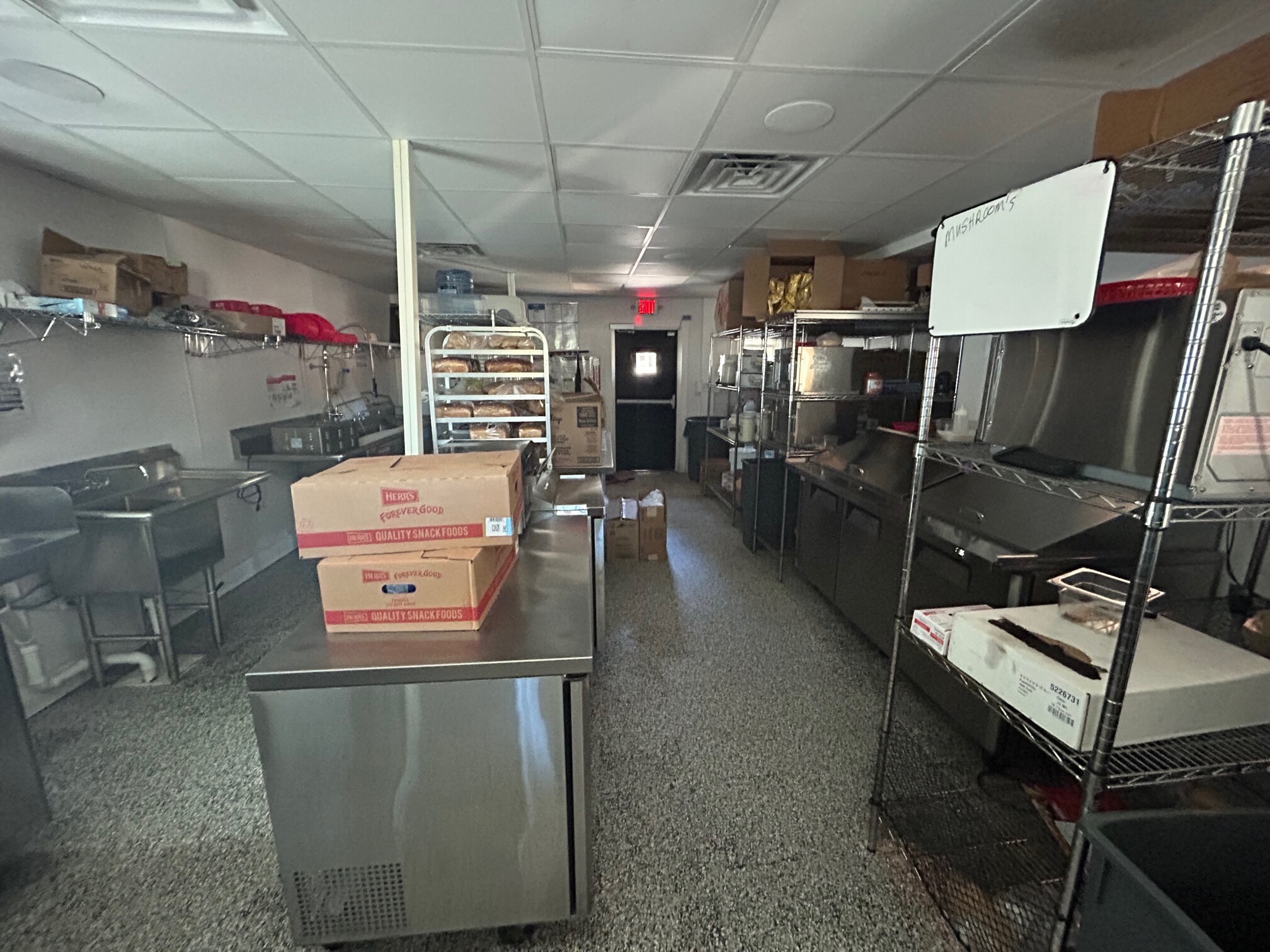 4 Wilmington Island Rd, Savannah, GA à vendre Photo intérieure- Image 1 de 1