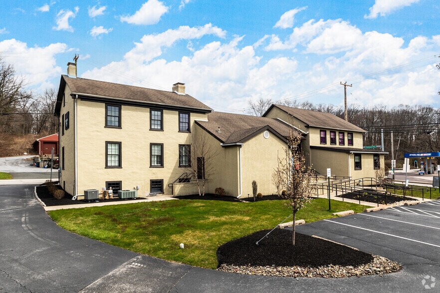 1000 Ridge Rd, Pottstown, PA à vendre - Photo du bâtiment - Image 2 de 5