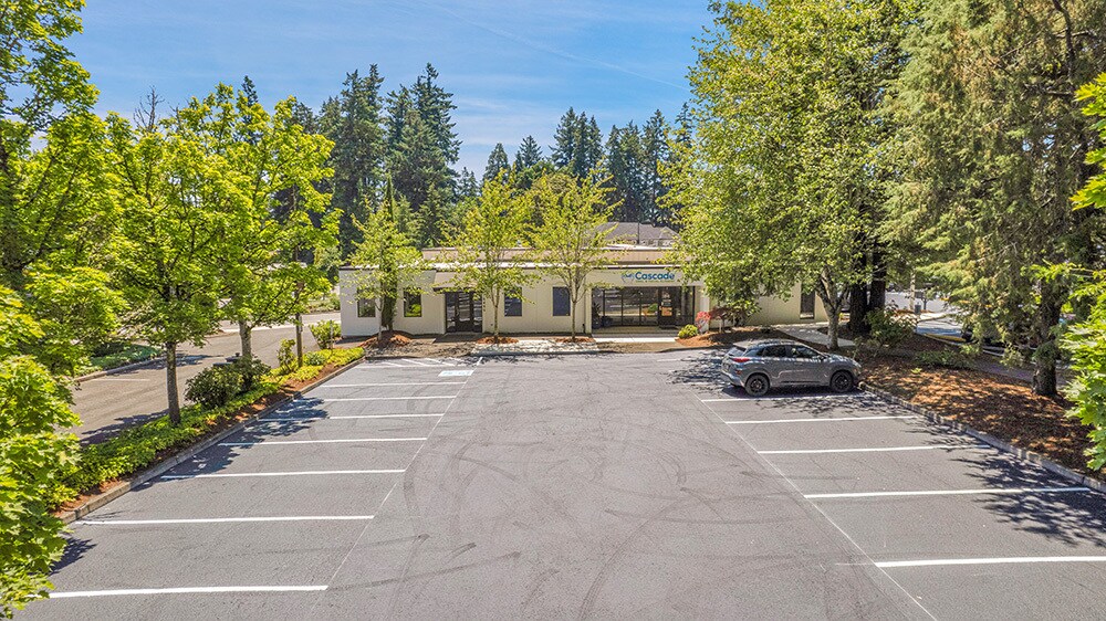 16455 Boones Ferry Rd, Lake Oswego, OR à vendre Photo principale- Image 1 de 4