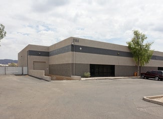 Plus de détails pour 2155 E Jones Ave, Phoenix, AZ - Industriel à louer
