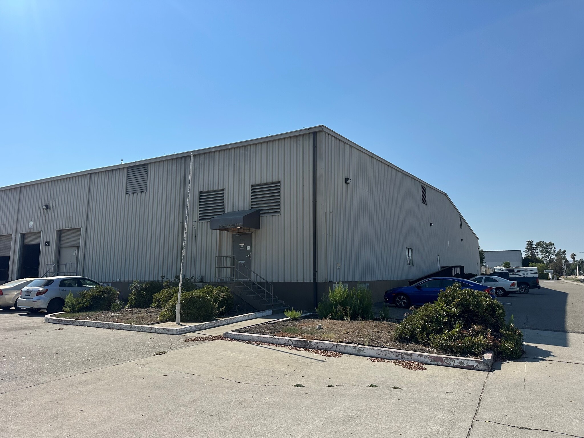 724 E Grant Line Rd, Tracy, CA for lease Interior Photo- Image 1 of 7