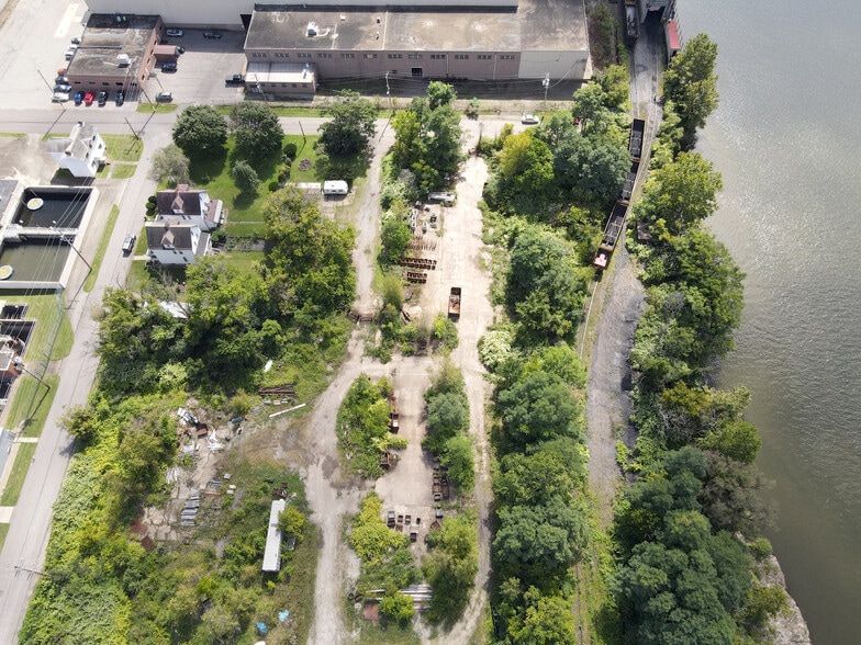 Sixth St, Leetsdale, PA for lease - Building Photo - Image 1 of 2